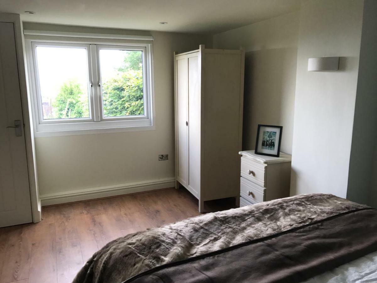 One Slade Gardens Apartman The Mumbles Kültér fotó
