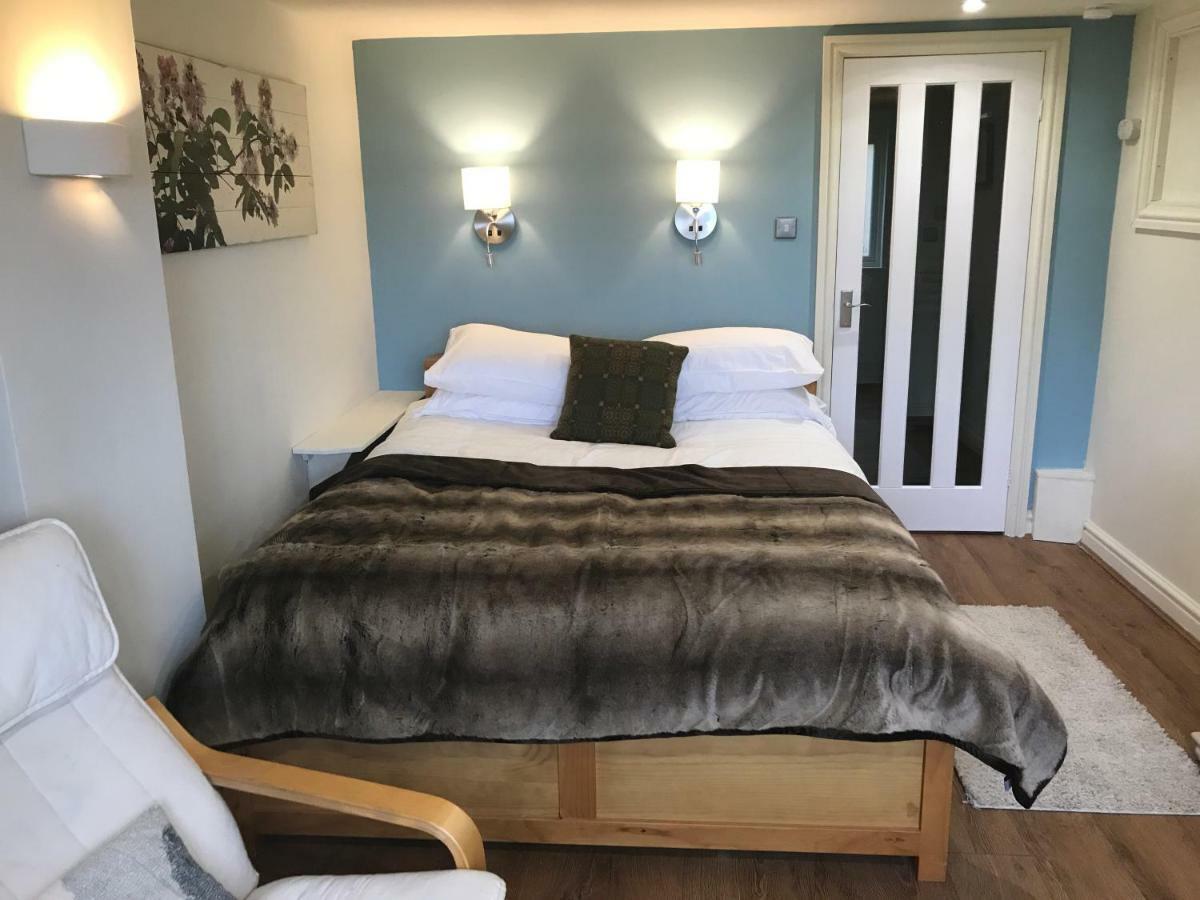 One Slade Gardens Apartman The Mumbles Kültér fotó